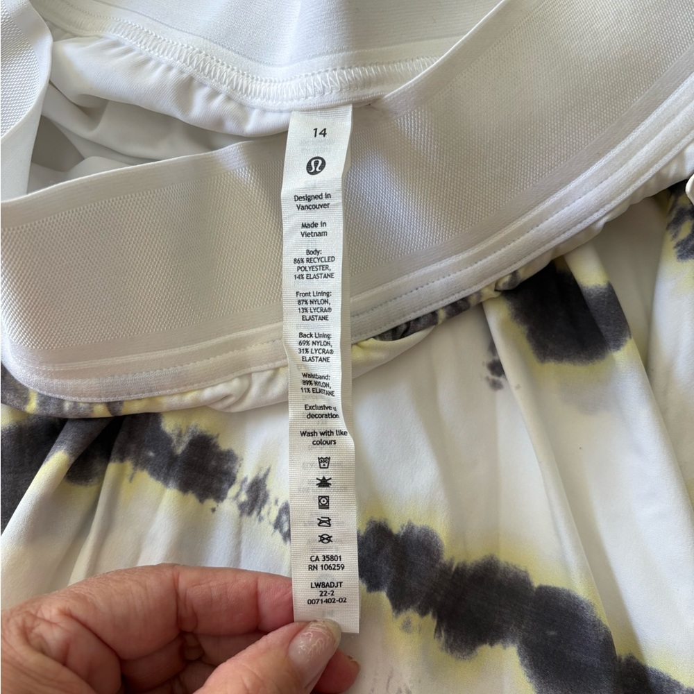 LULULEMON Court Rival Skort High Rise Long Tie Dye Skirt NWT - Picture 3 of 6